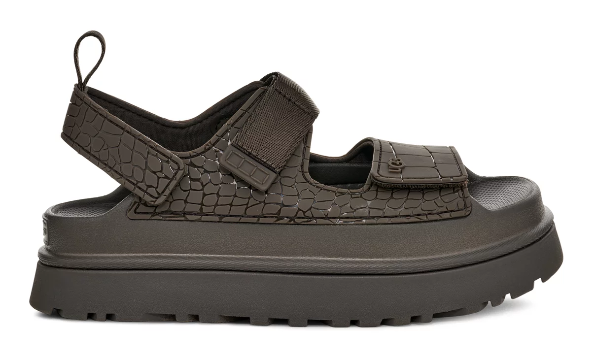 ELSA HOSK & RINA SAWAYAMA CELEBRATE SIGNATURE FEEL OF UGG WITH NEW SPRING STYLES